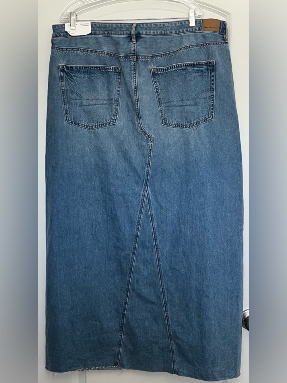 American Eagle Y2K Low Rise Maxi Denim Blue Jean Skirt Front Slit Sz 20 NWT - Picture 3 of 7